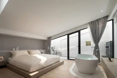 Laiye Moganshan Designer Private Tang Homestay (Yucun Square), listing photograph 3 of 3