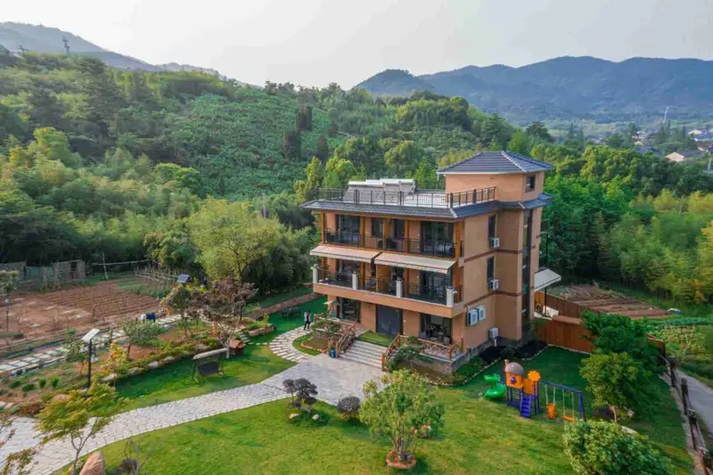 Moyu Shanju Resort Villa, listing photograph