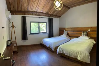 Deqing wujiazhai Guesthouse, listing photograph 2 of 3