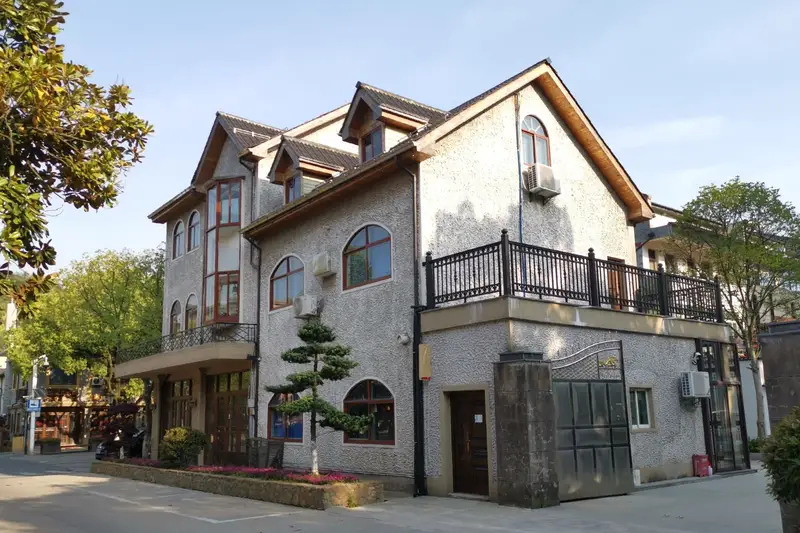 House of Adequacy, listing photograph 1 of 3