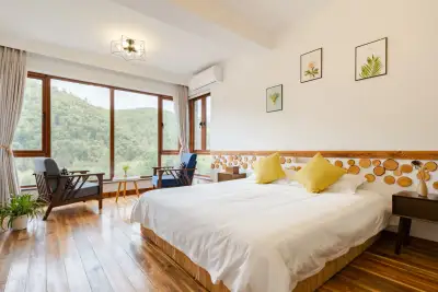 Xiwan Shanju Hotel, listing photograph 3 of 3