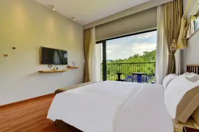 Moganshan Jiuzhu Hot Spring Light Luxury Beauty Hotel, listing photograph 3 of 3