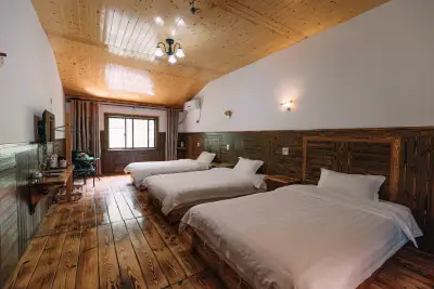 Deqing lei yuan inn, listing photograph 2 of 3