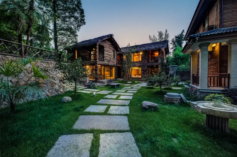ENJOY COTTAGE, listing photograph 1 of 3
