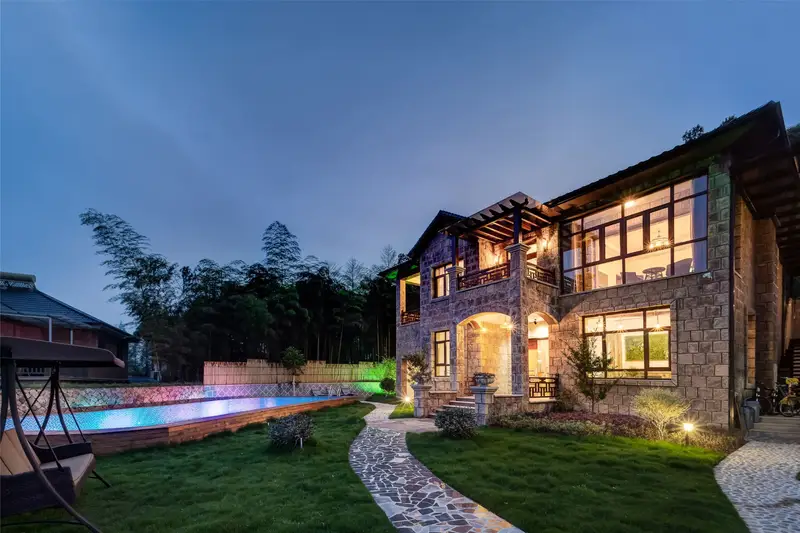 Chengxin Heqi Harmony & Wellness Retreat, Mogan Mountain, listing photograph 1 of 3