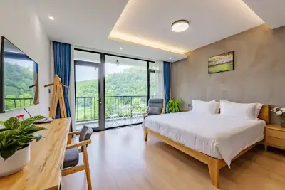 Wuji Fine•Mogan Mountain resort hotel, listing photograph 2 of 3