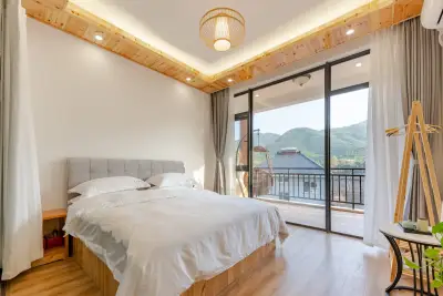 Liangchen Meijing Weimei Villa, listing photograph 2 of 3