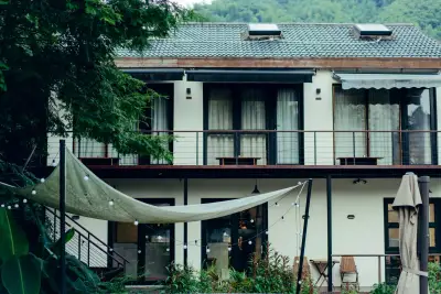 Lost Villa (Moganshan Biwu), listing photograph 2 of 3