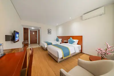 MoGan Clouds End Hotel, listing photograph 2 of 3
