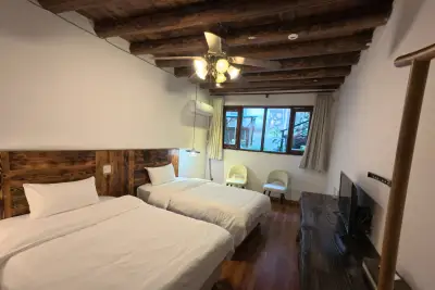 Deqing Moganshan Huangjinshu Hotel, listing photograph 2 of 3