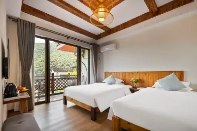 Zhuqing Shanju·Mogan Mountain Resort Guesthouse, listing photograph 2 of 3