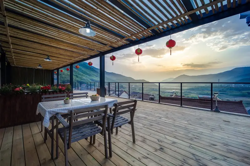 Panjiayuan Inn, listing photograph 1 of 3