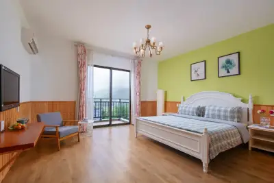 Panjiayuan Inn, listing photograph 3 of 3