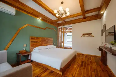 Mogan Mountain Tianquan Guesthouse, listing photograph 2 of 3