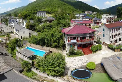 Datang Mountain Villa, listing photograph 2 of 3