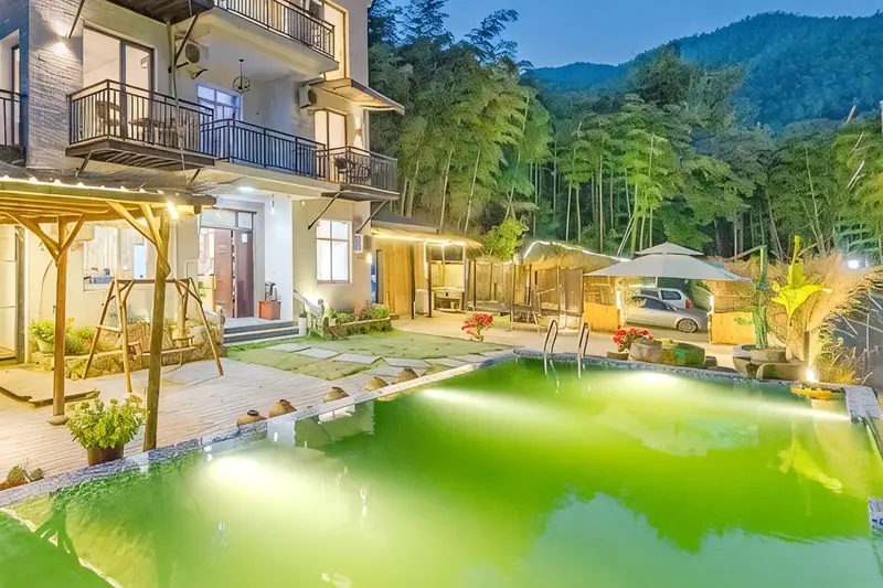 Shimen Mountain Villa, listing photograph 1 of 3