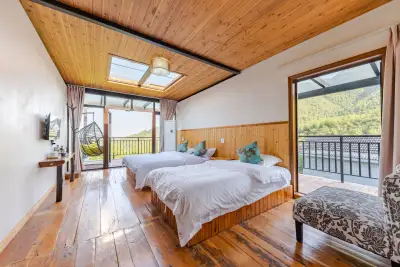 Shimen Mountain Villa, listing photograph 2 of 3