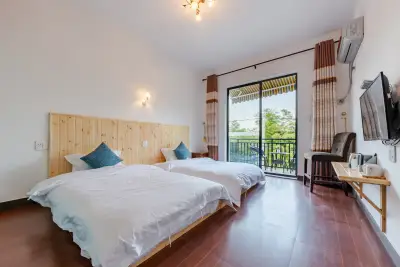 Shimen Mountain Villa, listing photograph 3 of 3