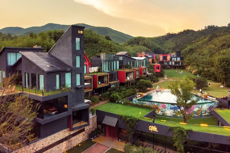 ZM Valley Resort·MoGan·China, listing photograph 1 of 3