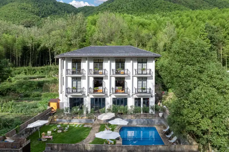 La Petronilla Boutique Hotel Moganshan, listing photograph 1 of 3