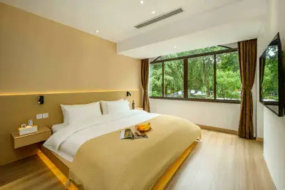 Moganshan Youyun Meisu Hotel (Yucun Square Branch), listing photograph 2 of 3