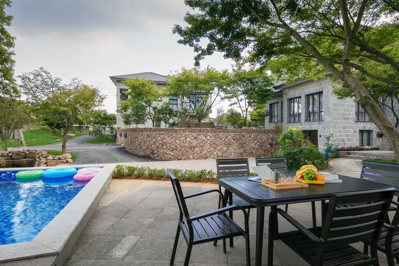 Moganshan Fengxi Mountain Residence, listing photograph 1 of 3