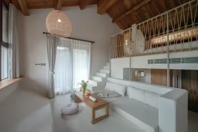 Moganshan Two Groundhogs · Wild Luxury Stream Tracing · Swimming Pool · Vacation Apartment, listing photograph 2 of 3